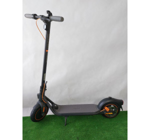 Hulajnoga elektryczna SEGWAY Ninebot F40D II 40km 350W koła 10"