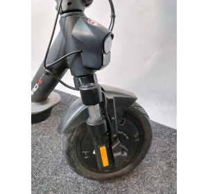 Hulajnoga Elektryczna Ducati Pro II Evo czarna 350W 20km/h 10"
