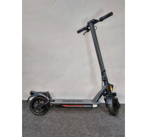 Hulajnoga Elektryczna Ducati Pro II Evo czarna 350W 20km/h 10"